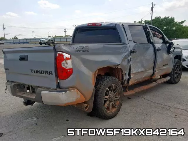 5TFDW5F19KX842164_4.webp