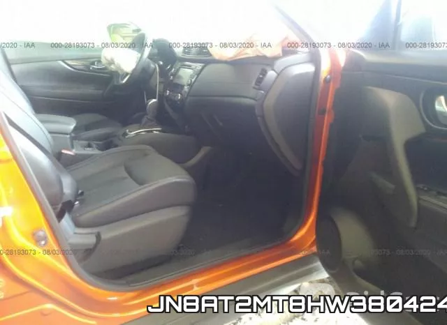 JN8AT2MT8HW380424_5.webp