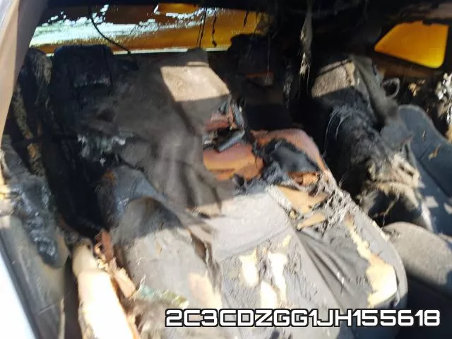 2C3CDZGG1JH155618_6.webp