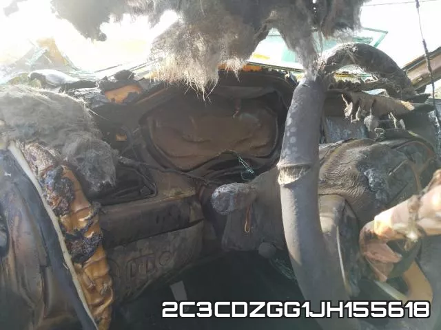 2C3CDZGG1JH155618_8.webp