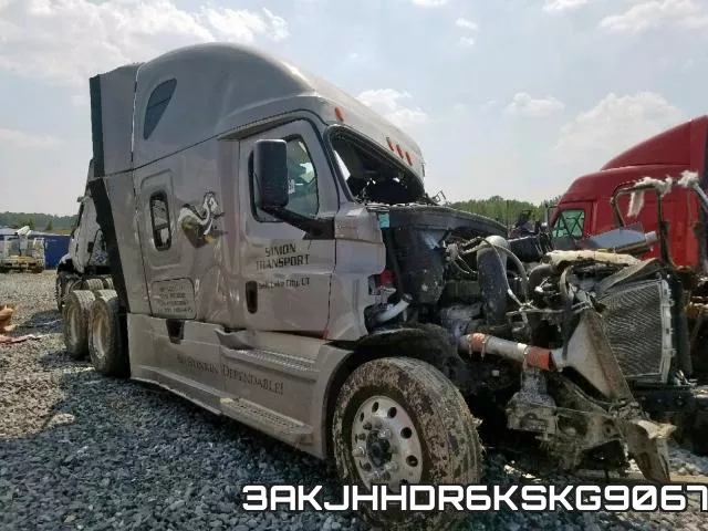 3AKJHHDR6KSKG9067_1.webp