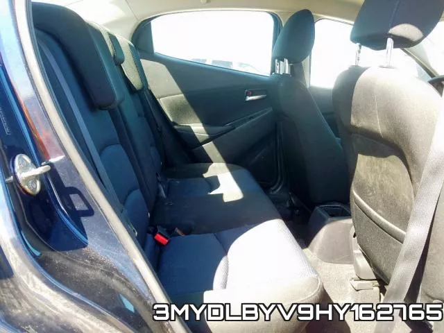 3MYDLBYV9HY162765_6.webp