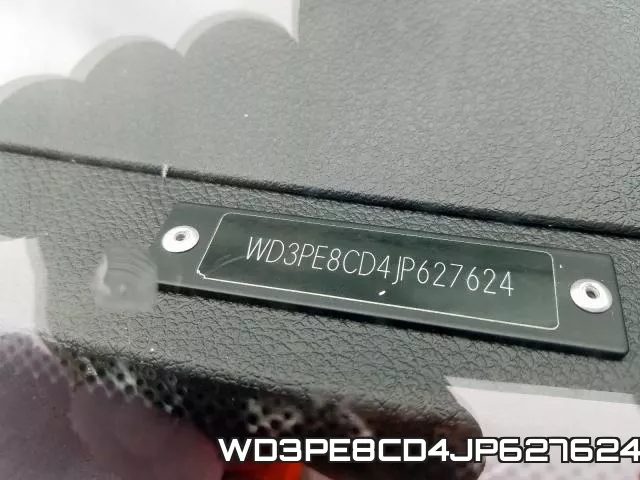 WD3PE8CD4JP627624_10.webp