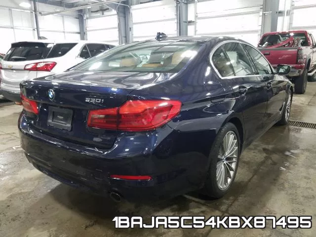 1BAJA5C54KBX87495_4.webp