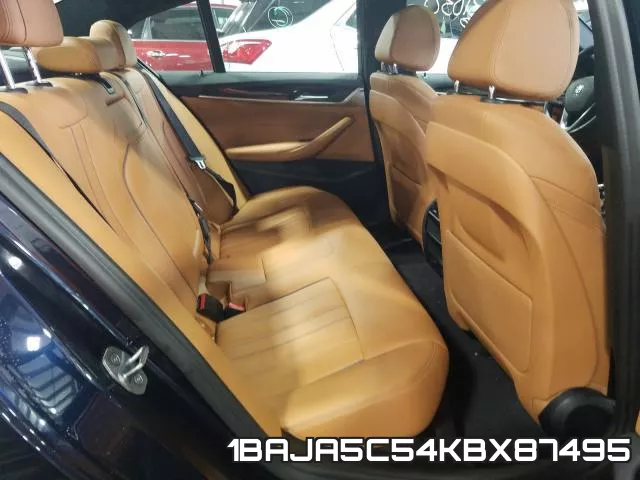 1BAJA5C54KBX87495_6.webp