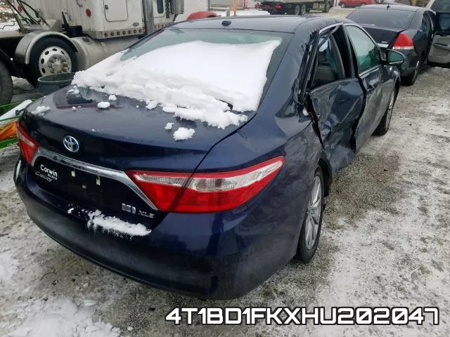 4T1BD1FKXHU202047_4.webp
