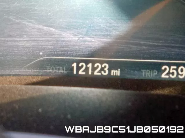WBAJB9C51JB050192_8.webp