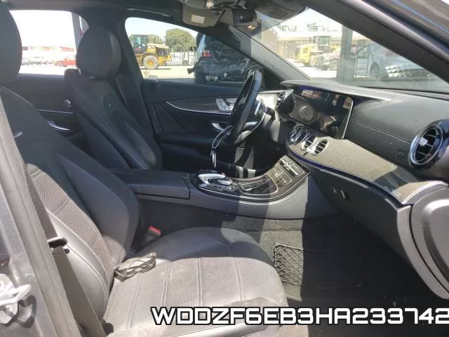 WDDZF6EB3HA233742_5.webp