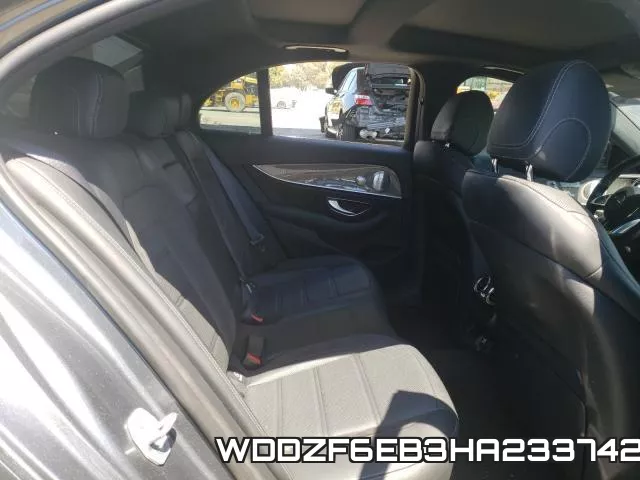 WDDZF6EB3HA233742_6.webp