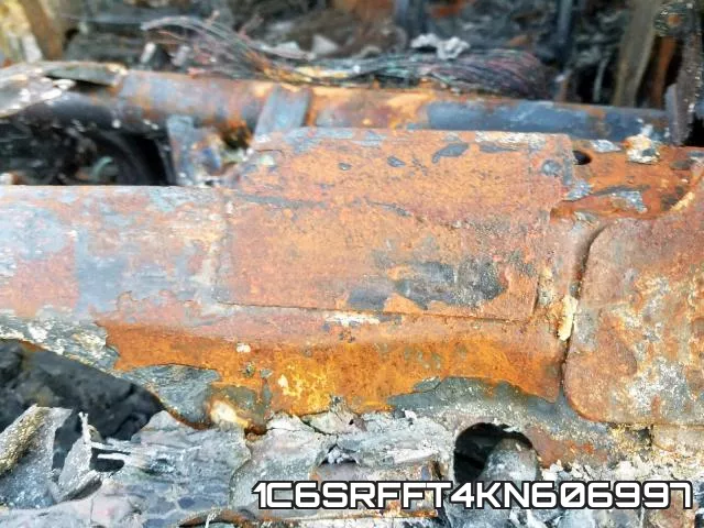 1C6SRFFT4KN606997_10.webp