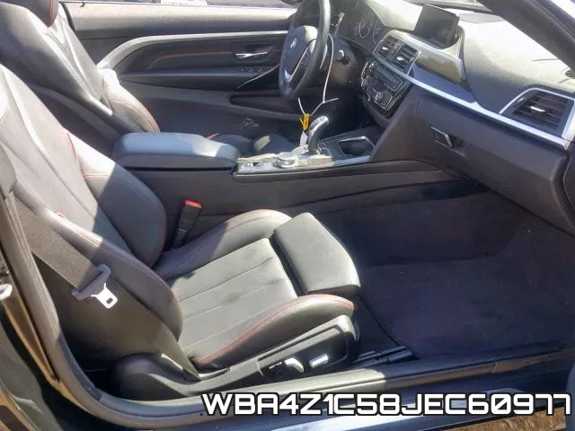 WBA4Z1C58JEC60977_5.webp
