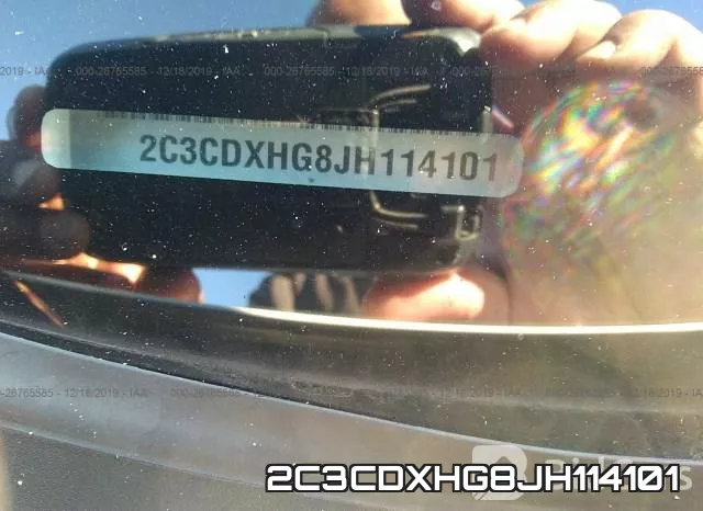 2C3CDXHG8JH114101_9.webp