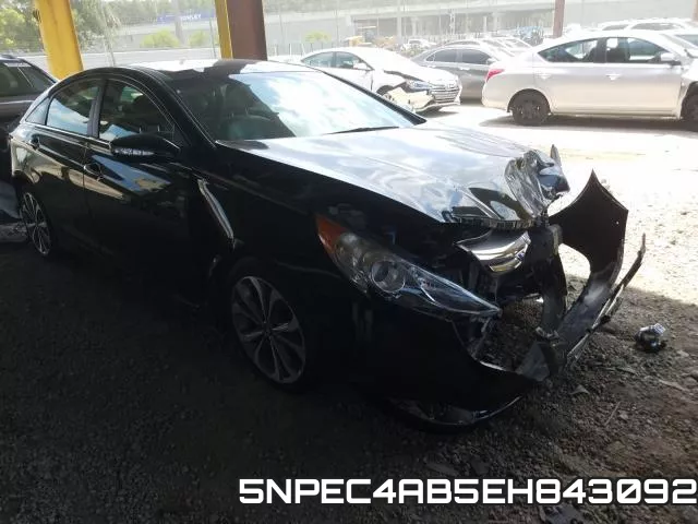5NPEC4AB5EH843092