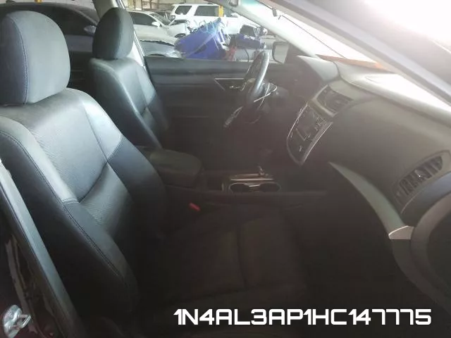1N4AL3AP1HC147775_5.webp