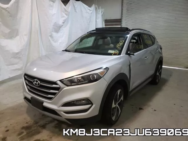 KM8J3CA23JU639069_2.webp
