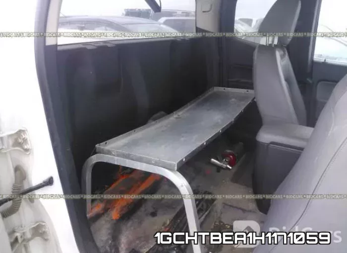1GCHTBEA1H1171059_8.webp