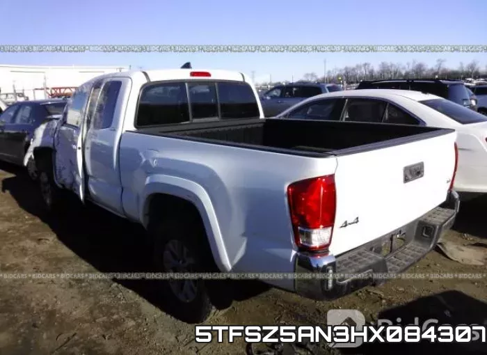 5TFSZ5AN3HX084307_3.webp