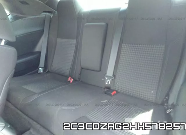 2C3CDZAG2HH578257_8.webp