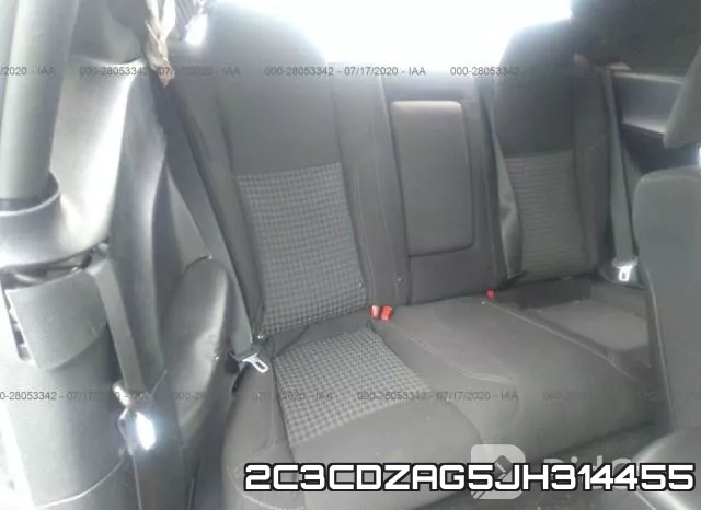 2C3CDZAG5JH314455_8.webp