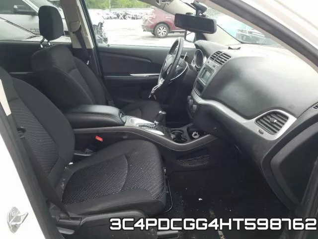 3C4PDCGG4HT598762_5.webp