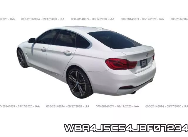 WBA4J5C54JBF07234_3.webp