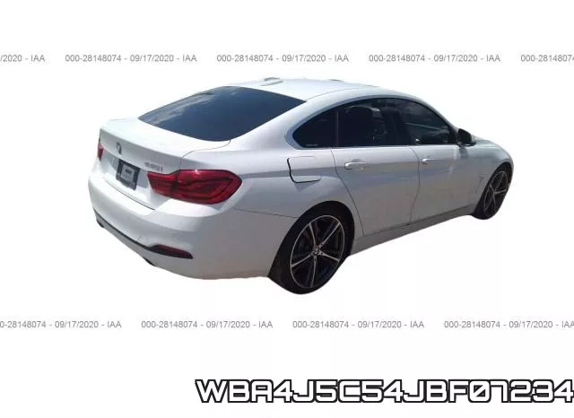 WBA4J5C54JBF07234_4.webp