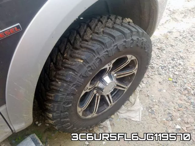 3C6UR5FL6JG119570_9.webp