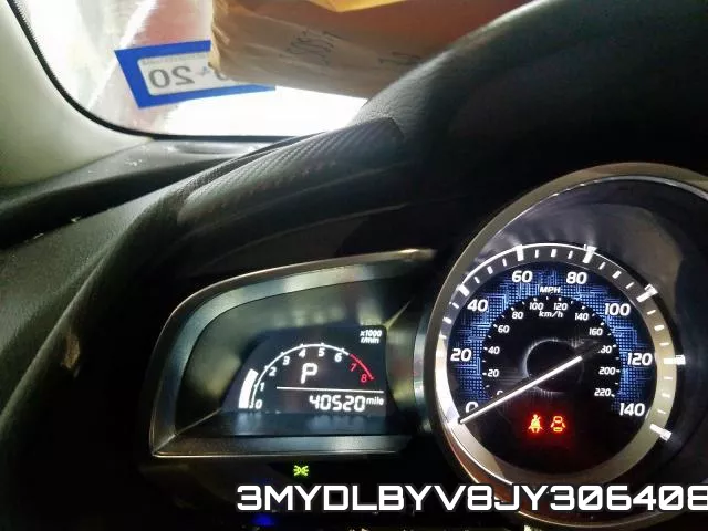 3MYDLBYV8JY306408_8.webp