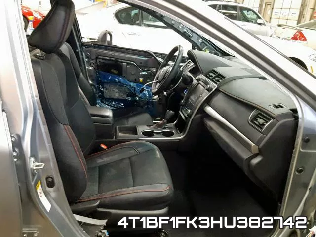 4T1BF1FK3HU382742_5.webp
