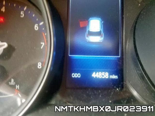 NMTKHMBX0JR023911_8.webp