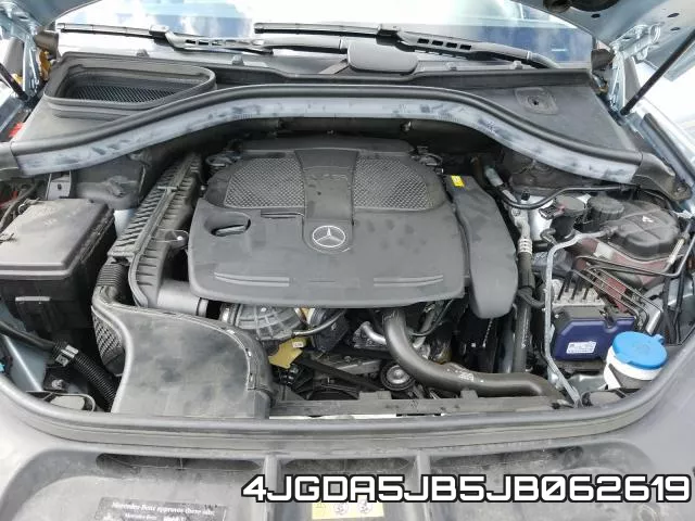 4JGDA5JB5JB062619_7.webp