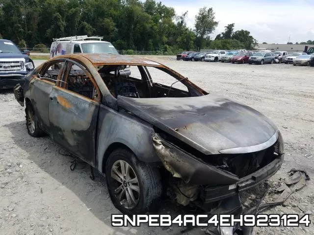 5NPEB4AC4EH923124