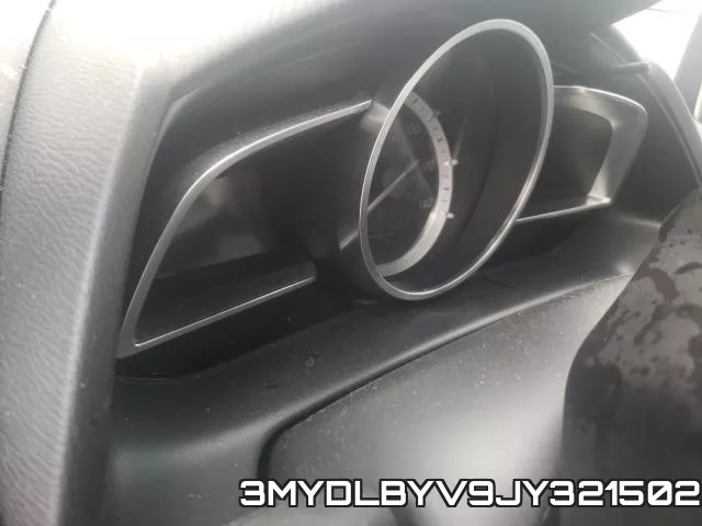 3MYDLBYV9JY321502_8.webp
