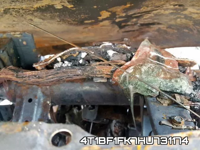 4T1BF1FK7HU731174_8.webp
