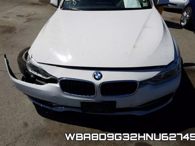 WBA8D9G32HNU62745_7.webp