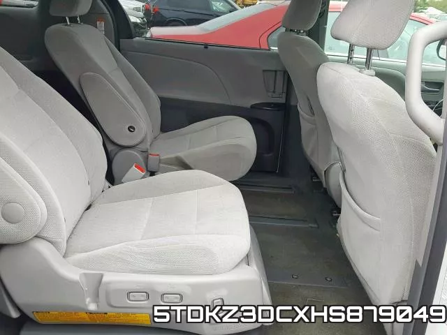 5TDKZ3DCXHS879049_6.webp