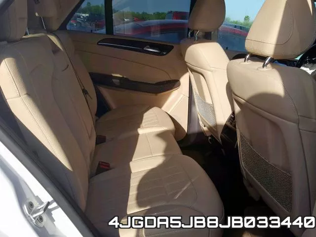 4JGDA5JB8JB033440
