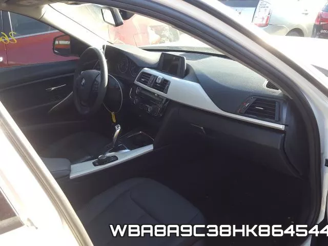 WBA8A9C38HK864544_5.webp