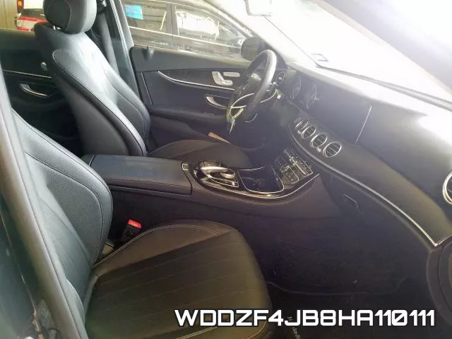 WDDZF4JB8HA110111_5.webp