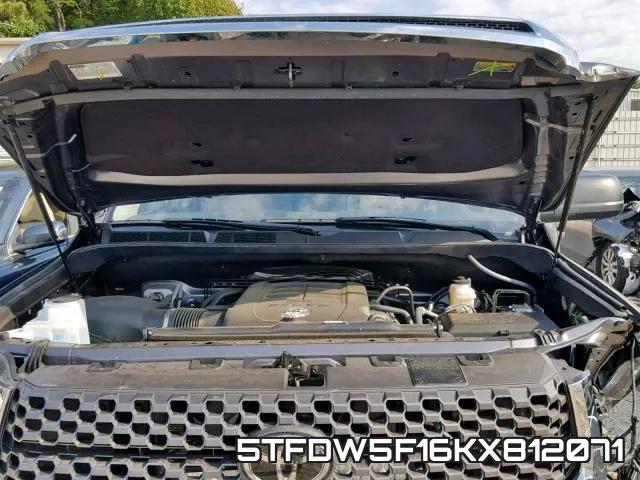 5TFDW5F16KX812071_7.webp