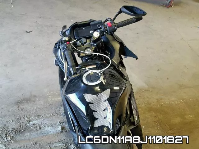 LC6DN11A8J1101827_5.webp