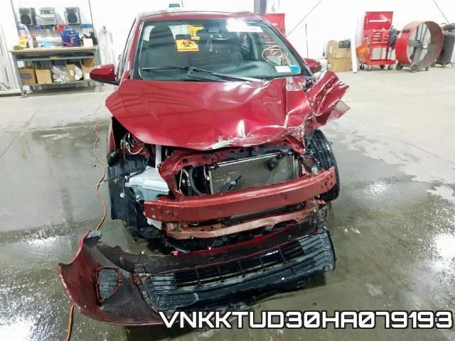 VNKKTUD30HA079193_9.webp