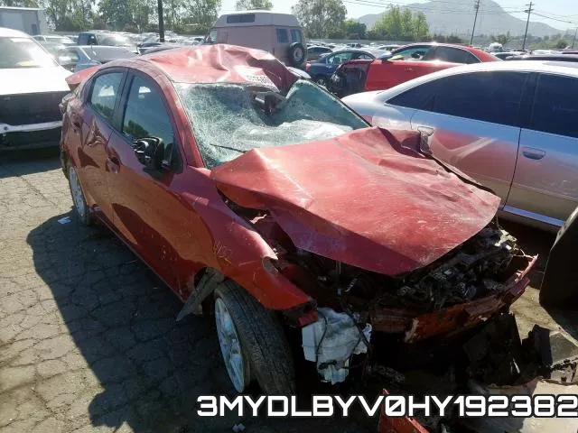 3MYDLBYV0HY192382_1.webp