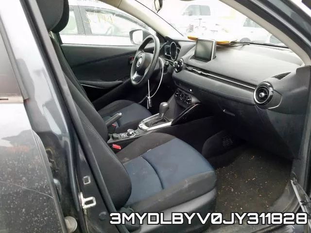 3MYDLBYV0JY311828_5.webp
