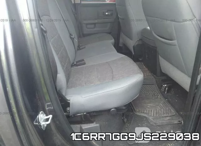 1C6RR7GG9JS229038_8.webp