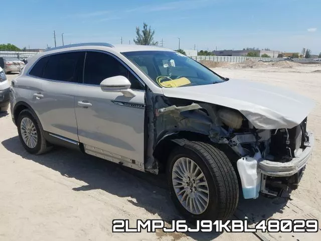 2LMPJ6J91KBL48029_1.webp