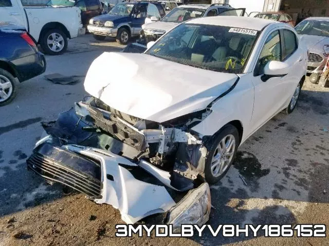 3MYDLBYV8HY186152_2.webp