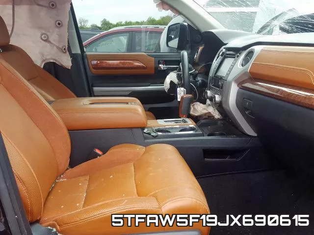 5TFAW5F19JX690615_5.webp