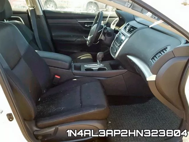 1N4AL3AP2HN323804_5.webp