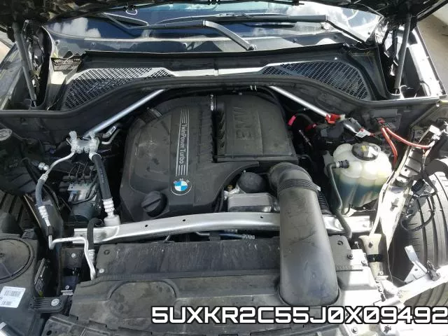 5UXKR2C55J0X09492_7.webp